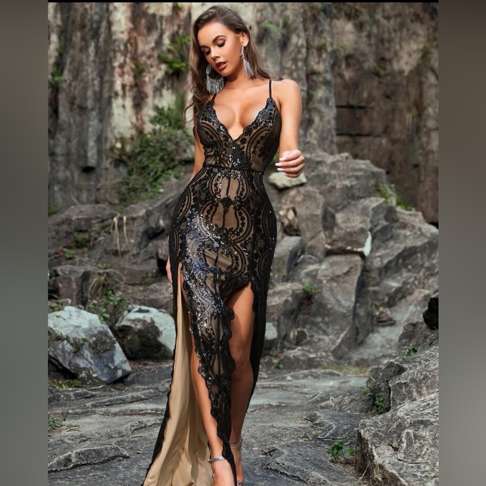 Black, lace dress. Never been worn. SHEIN.